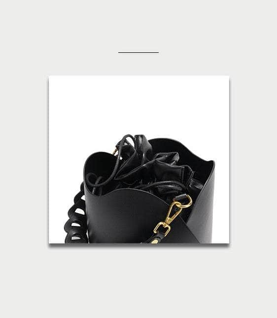 Exquisite Leather Bucket Bag