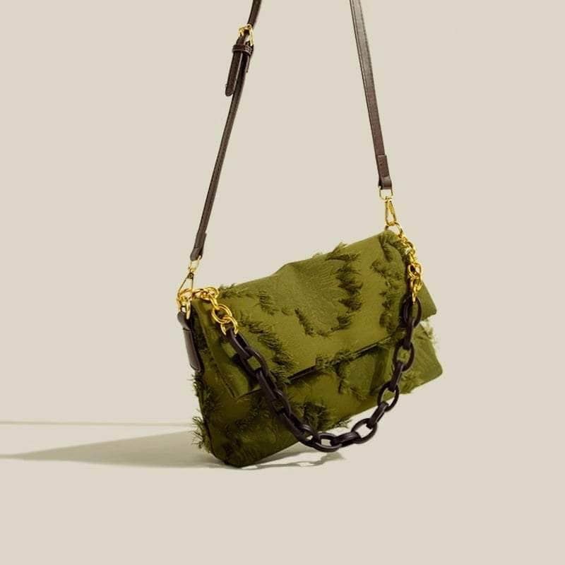 Fashionable Fringed Shoulder Bag