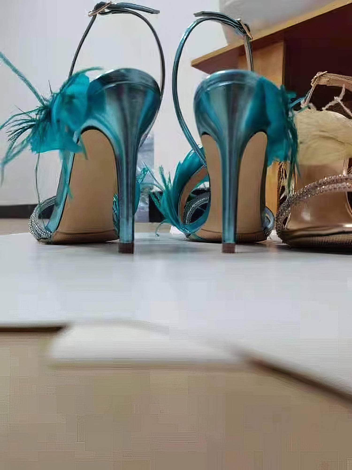 Feather Decorative Peep Toe Heels