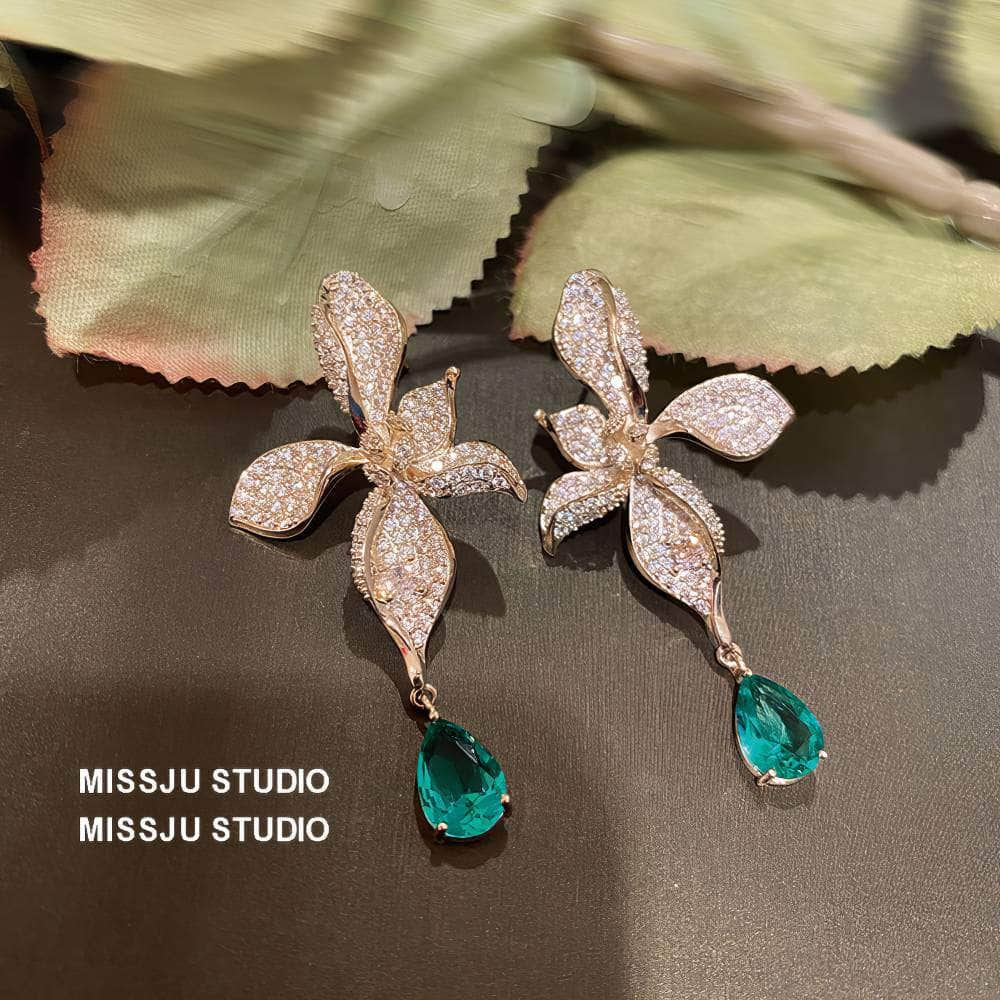 Floral Cutout Teardrop Crystal Studded Emerald Earrings Green