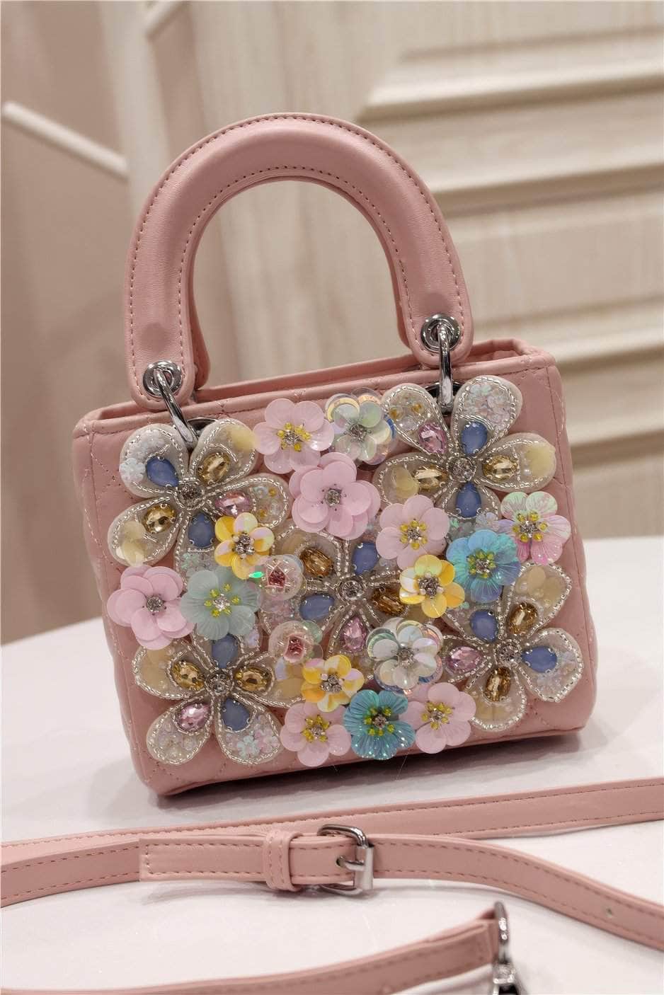 Floral Decorated Top Handle Handbag Pink