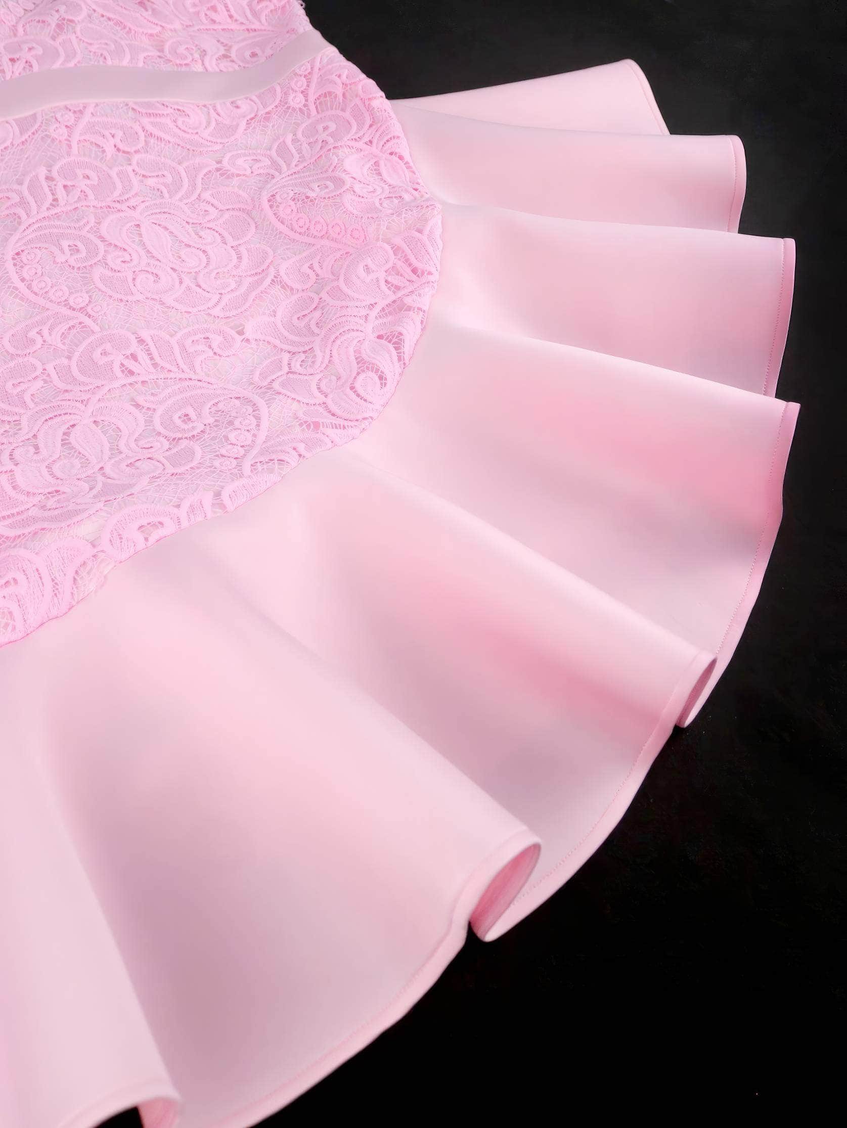 Floral Lace Ruffle Hem Tube Dress