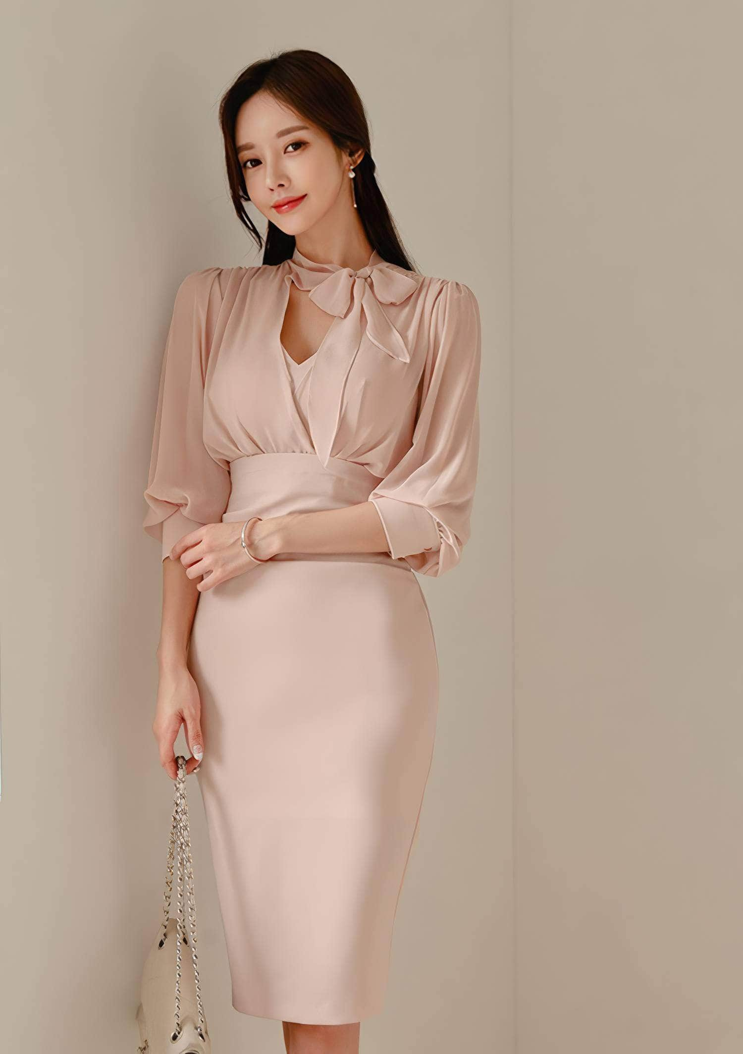 Gathered Puff Sleeves Knot Tie Column Dress S / LightPink