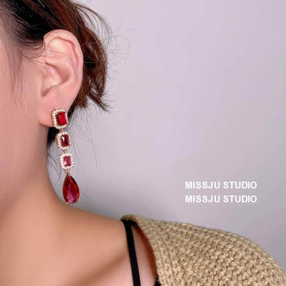 Geometric Shape Teardrop Crystal Dangle Earrings Red