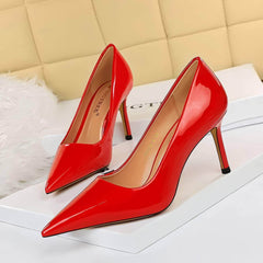 Glossy Finish Pointy Toe Pumps