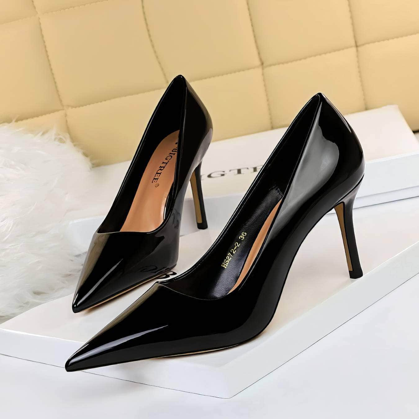 Glossy Finish Pointy Toe Pumps