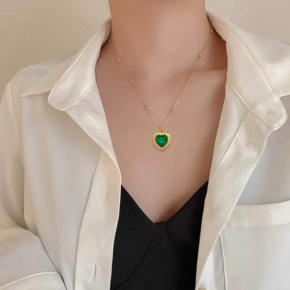 Green Crystal Heart Pendant Necklace N2180