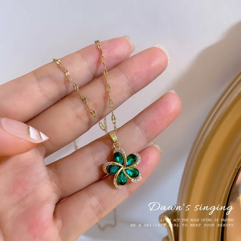 Green Zircon Flowers Pendant Necklace - A New Luxury for Women, Girls, and a Lucky Chain for Birthday Jewelry Gifts N1886