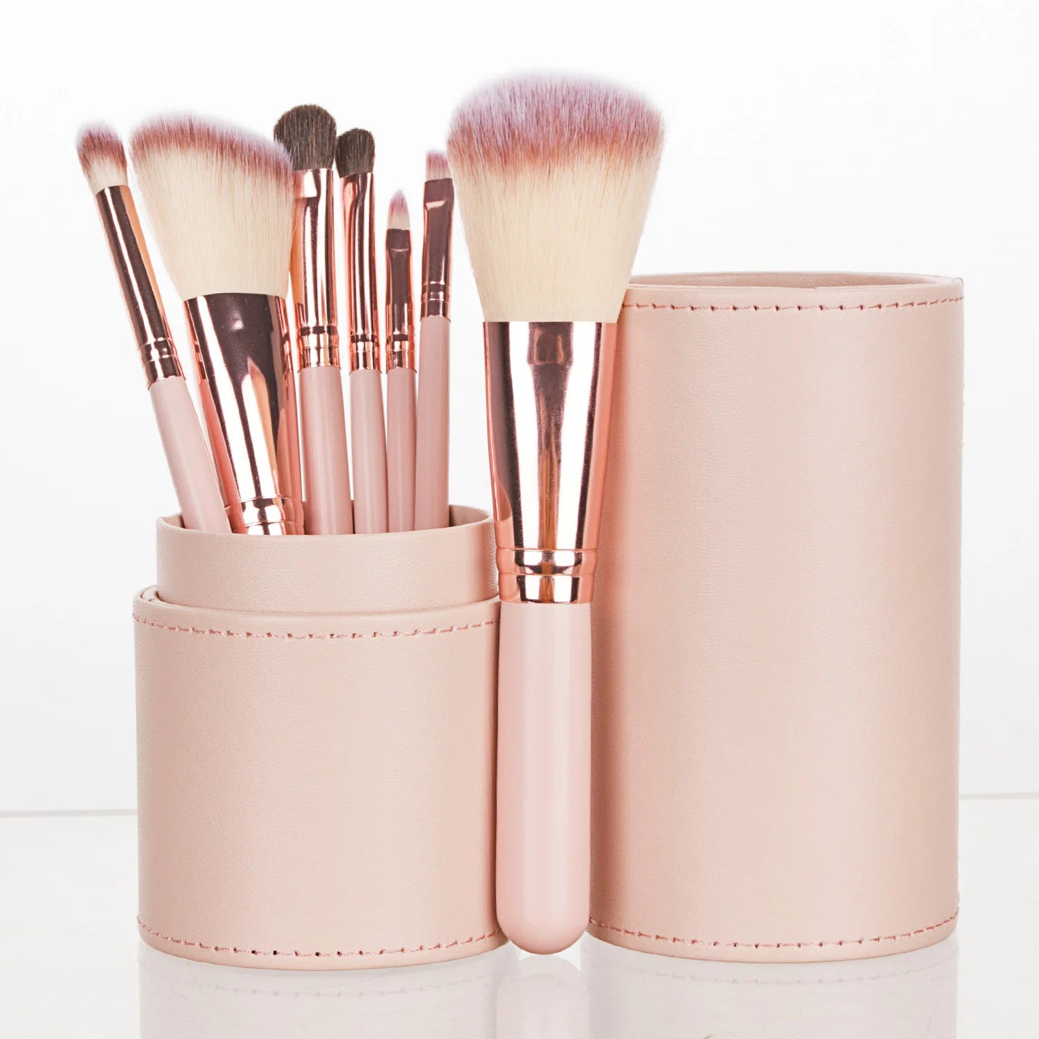 High-End Professional Makeup Brushes Set: Blush, Powder, Eyeshadow, Eyebrow, Foundation - Beauty Makeup Tools in a Stylish Bucket