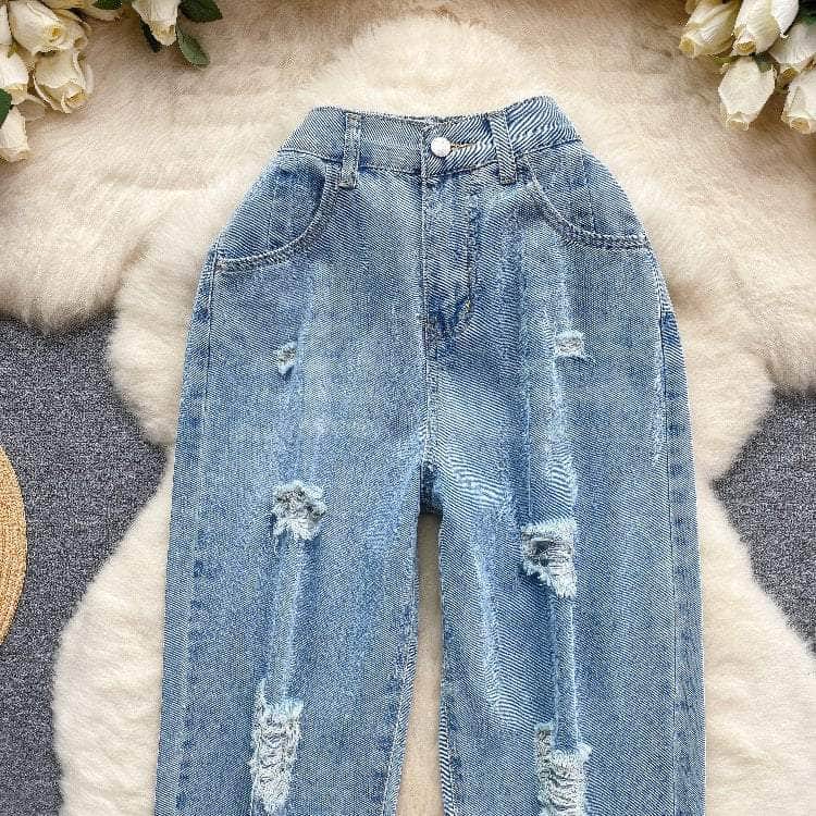 High Rise Mid Frayed Tapered Jeans