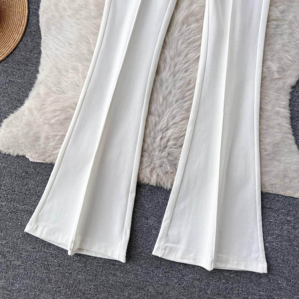 High Waist Pleated Seam Detailed Wide Leg Pants