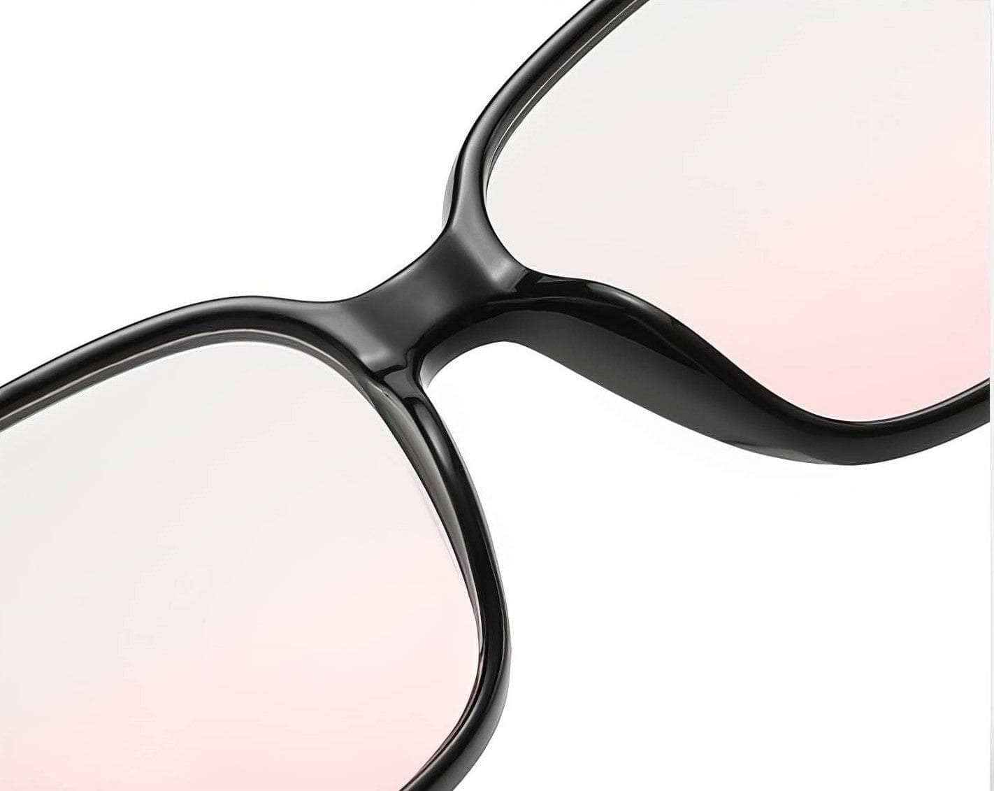 Iconic Fashion Light Eyewear