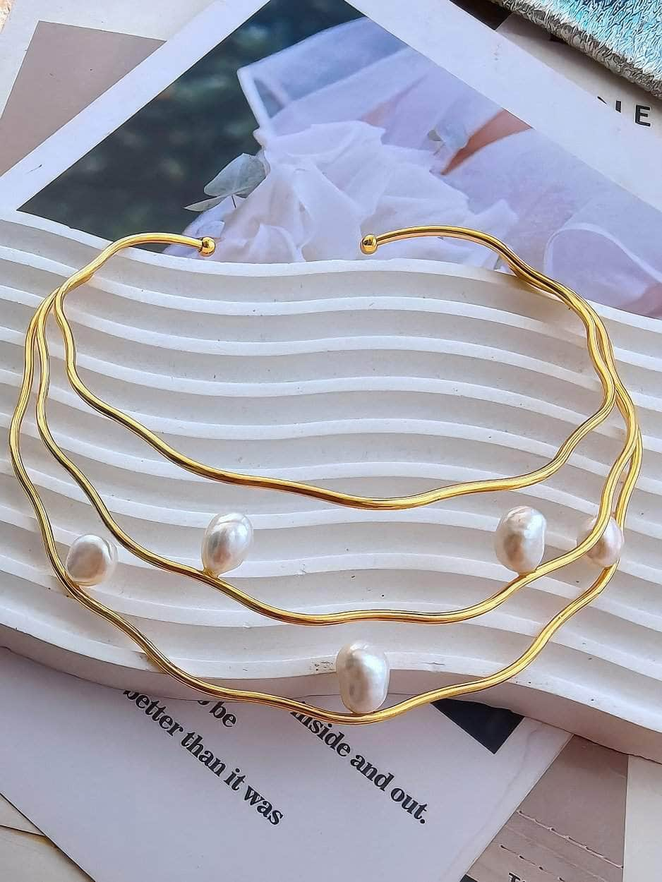 Irregular Natural Pearl Accents Layered Collar Necklace