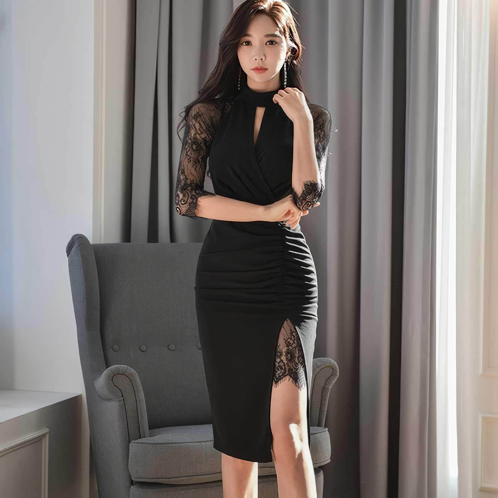 Lace Detailed Sleeve Pleated Bodycon Dress