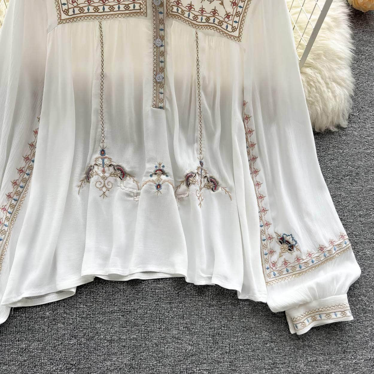 Lantern Sleeves Embroidered Knitted Blouse