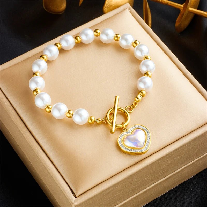 Large Heart Pearl Charm Bracelet B996