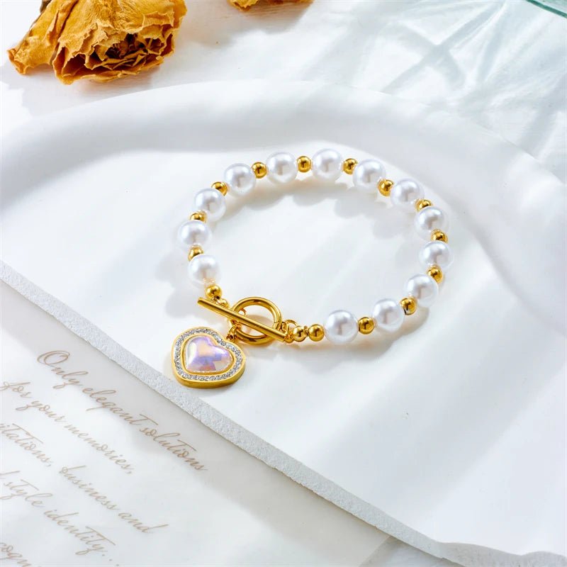 Large Heart Pearl Charm Bracelet B996