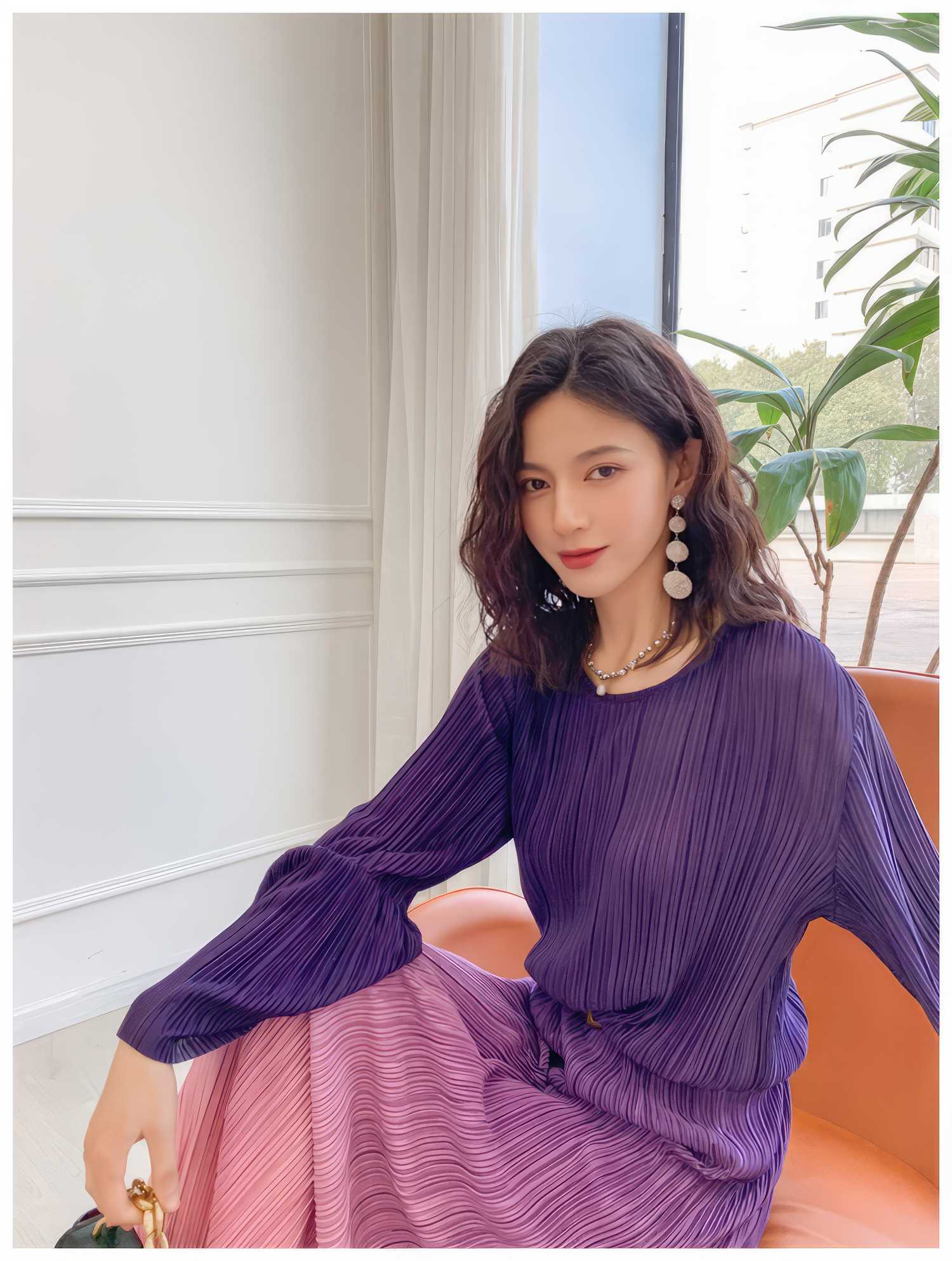 Long Sleeve Ombre Pleated Mermaid Dress