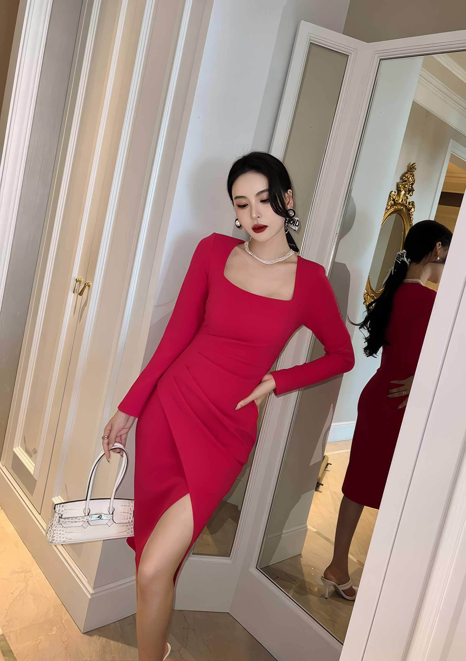 Long Sleeve Square Neck Side Slit Pleated Dress