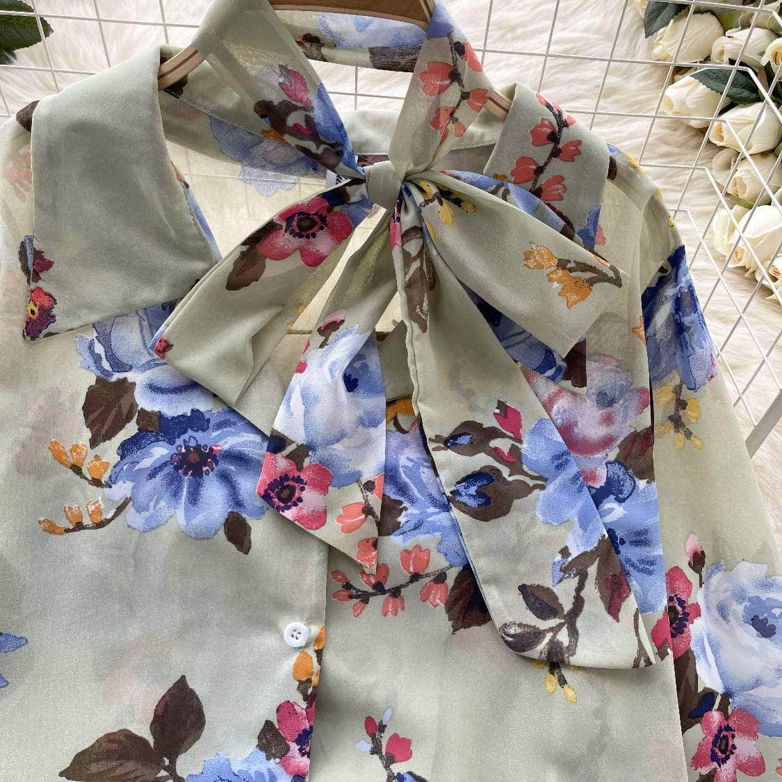 Long Sleeves Bow Sash Neck Floral Print Shirt