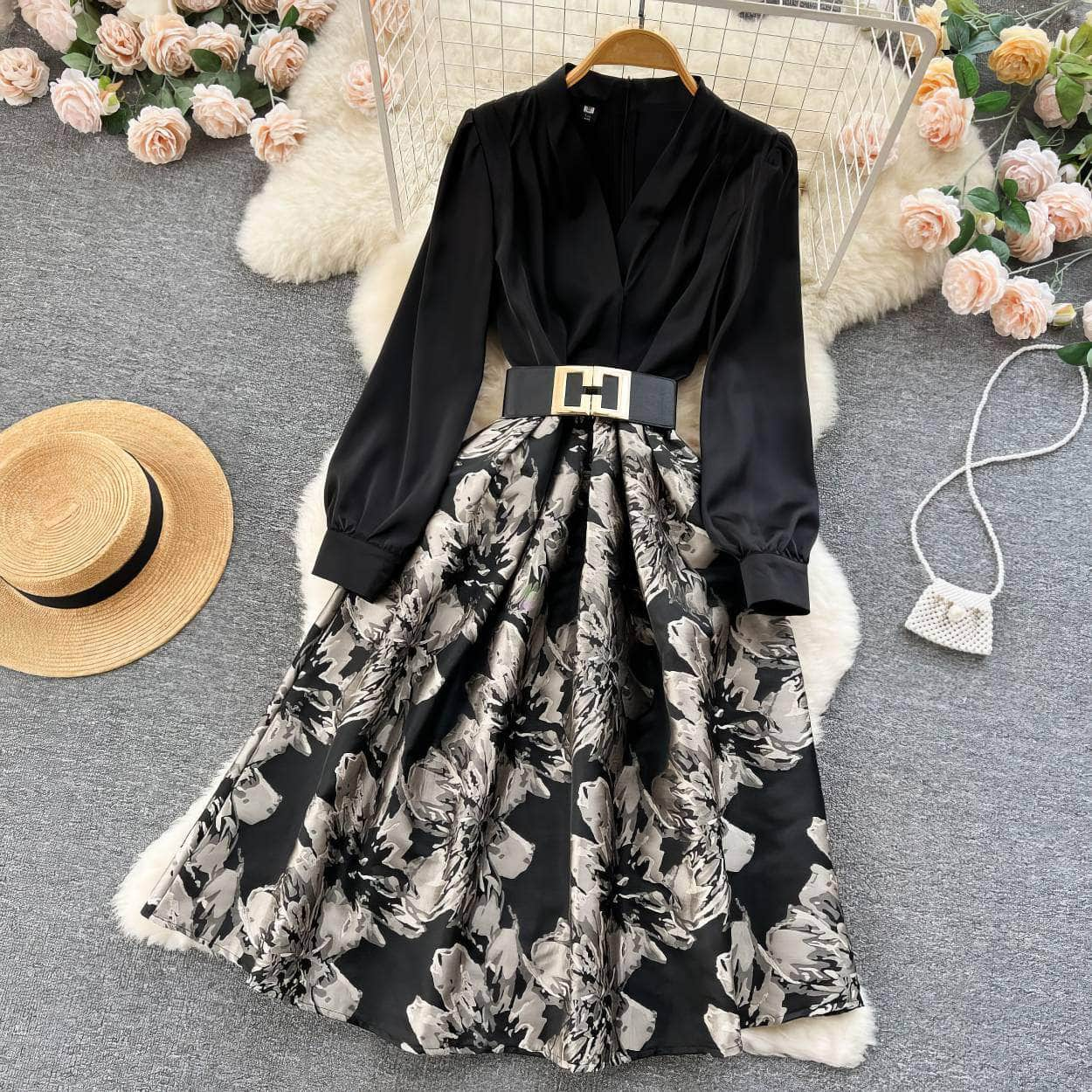 Long Sleeves Pleated Floral Hem Dress