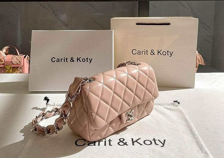 Luxe Chain Accented Quilted Flap Shoulder Bag Pink