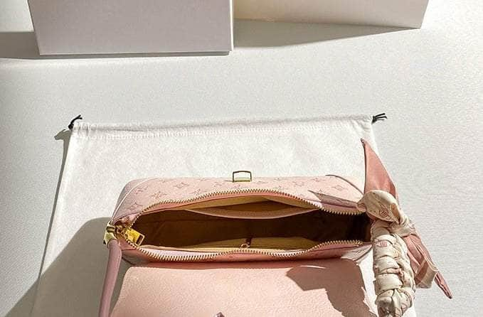 Luxurious Pink Monogram Pochette Shoulder Bag