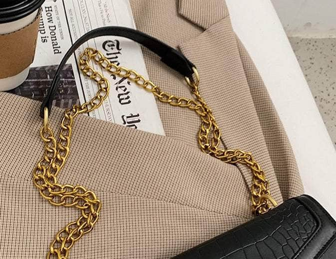 Luxury Shoulder Bag with Gold Chain Accent