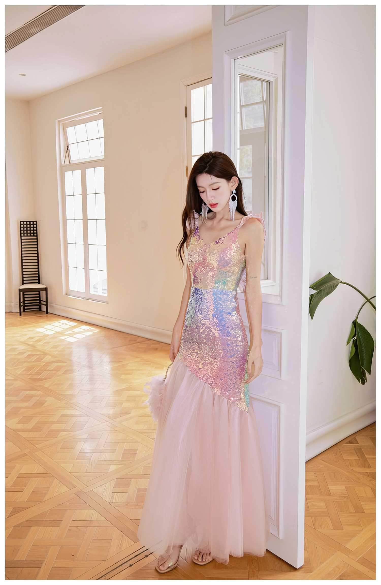 Mermaid Sequin V-Neck Tulle Dress