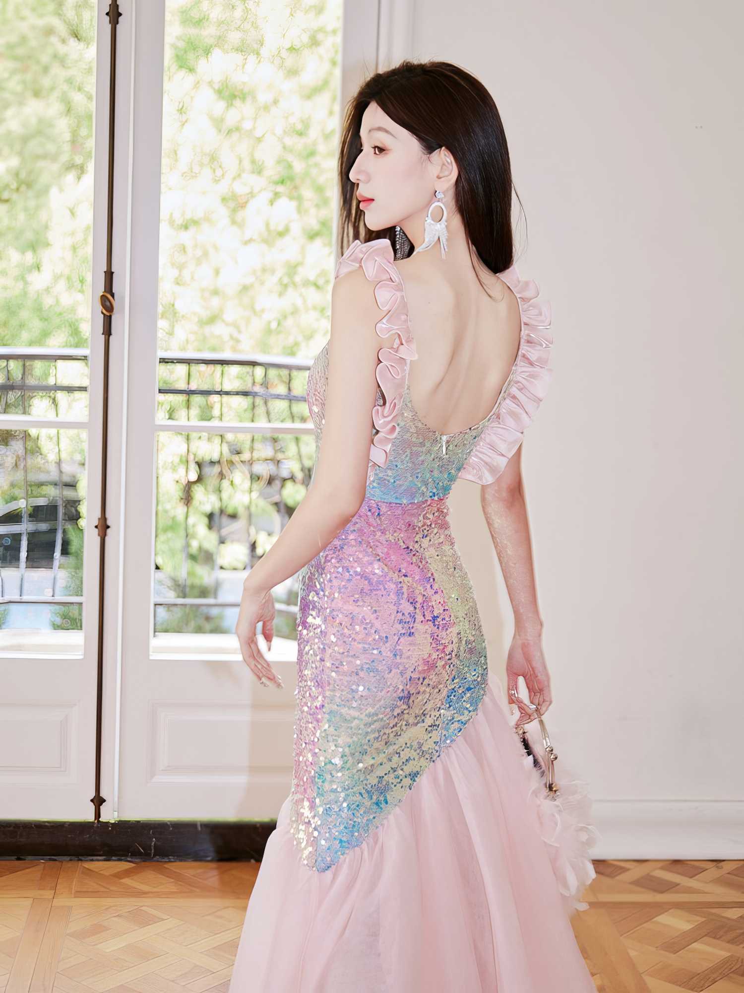 Mermaid Sequin V-Neck Tulle Dress