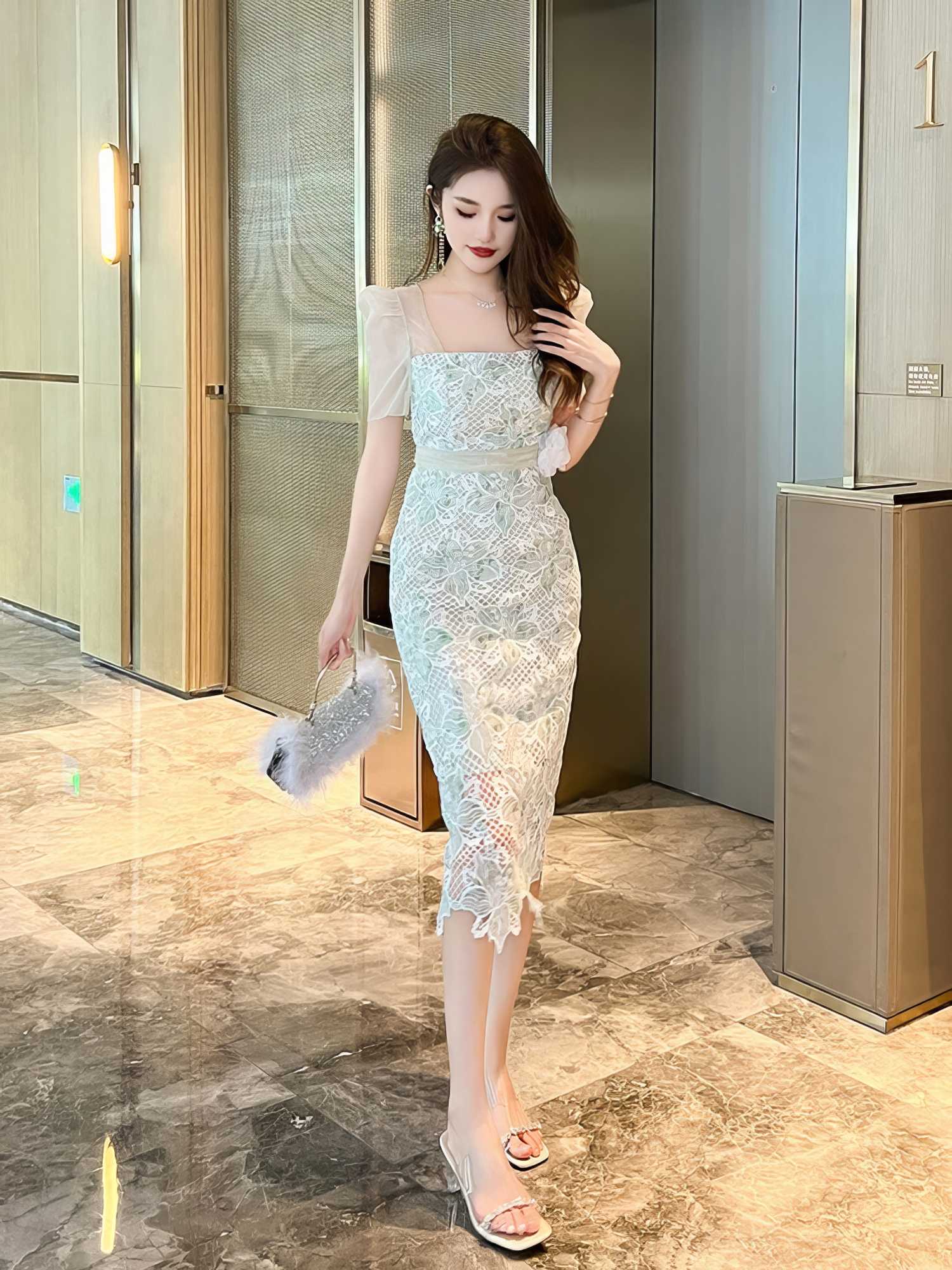 Mesh Puff Sleeve Lace Bodycon Dress