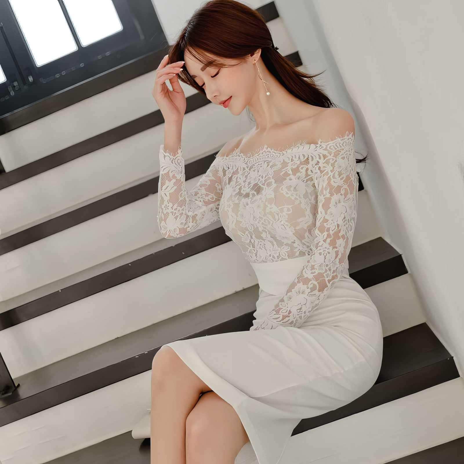 Off-shoulder Lace Long Sleeves Slim Fit Dress