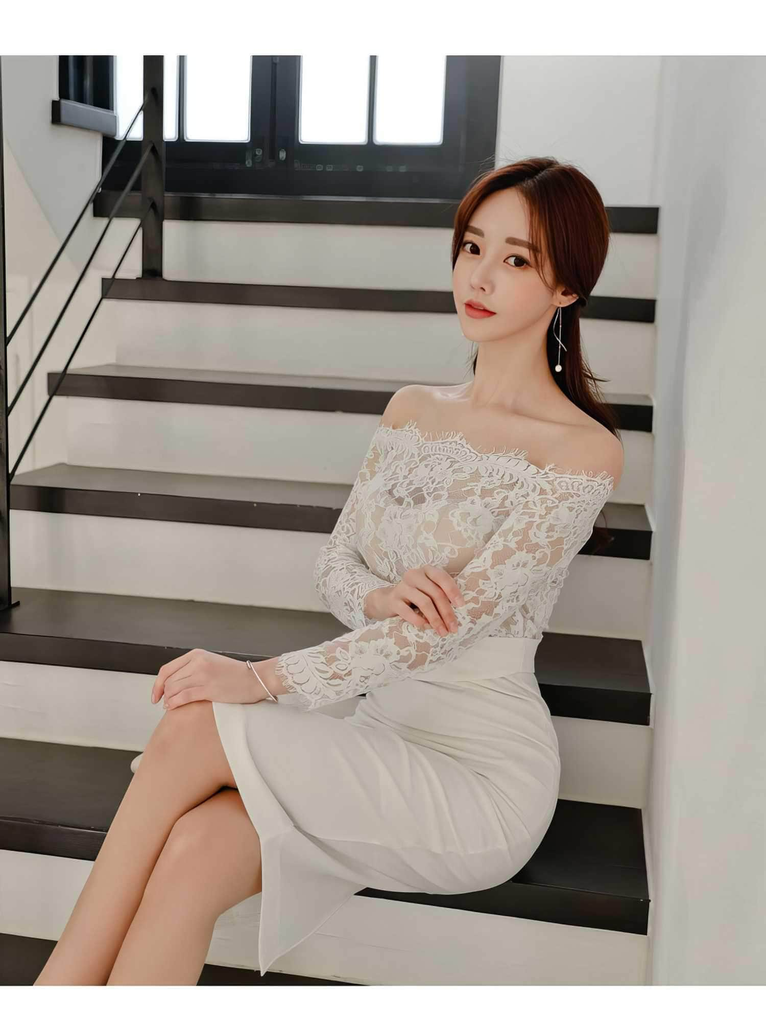 Off-shoulder Lace Long Sleeves Slim Fit Dress