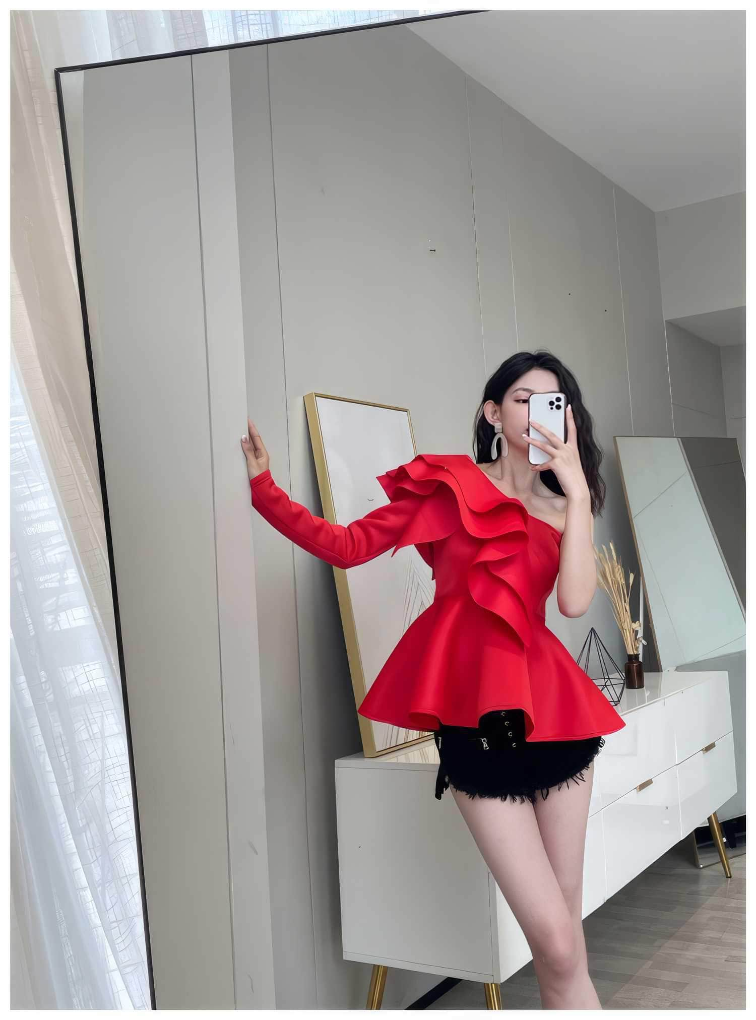 One Shoulder Ruffle Peplum Long Sleeve Blouse