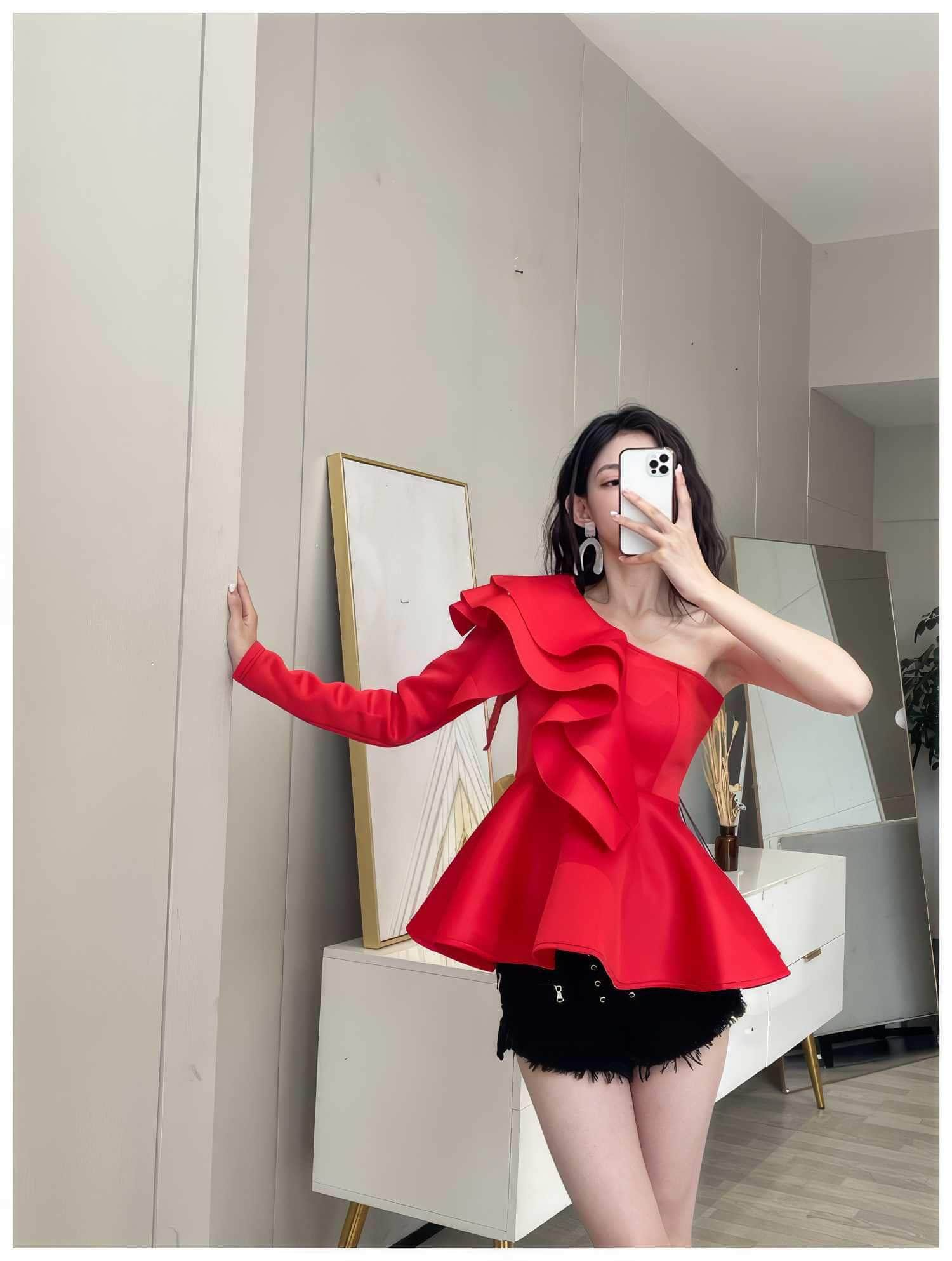 One Shoulder Ruffle Peplum Long Sleeve Blouse