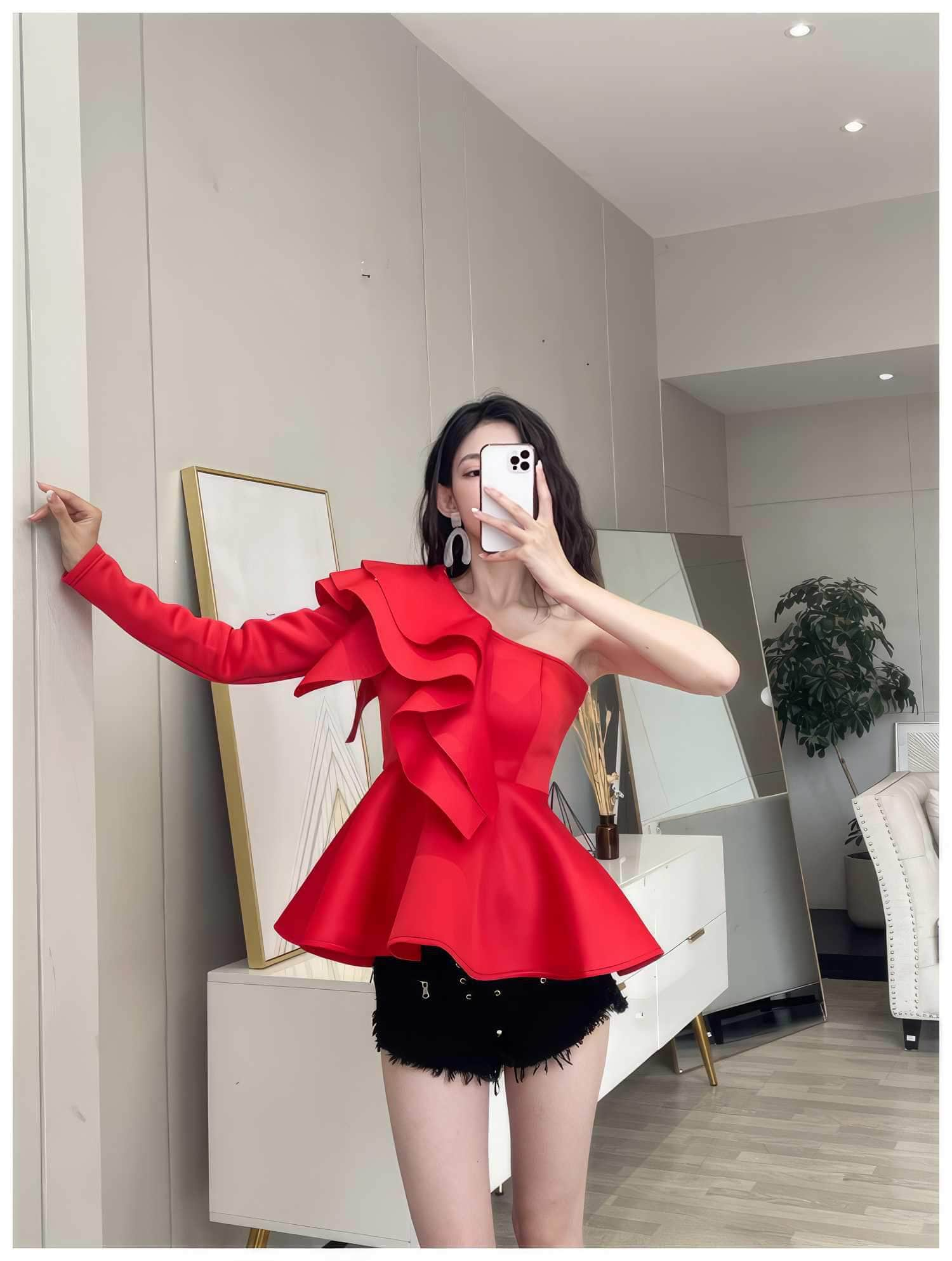 One Shoulder Ruffle Peplum Long Sleeve Blouse