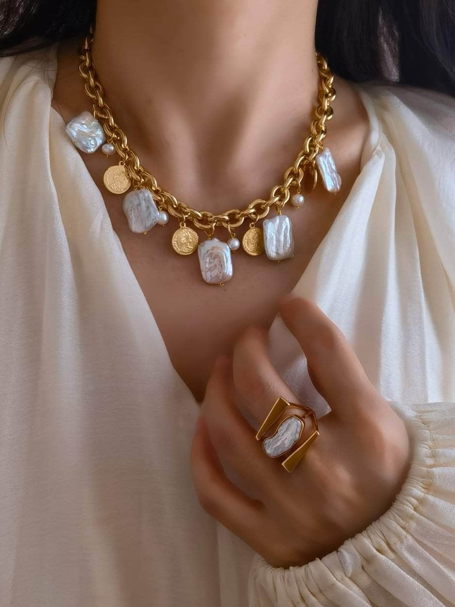Pearl Pendant Link Chain Baroque Necklace
