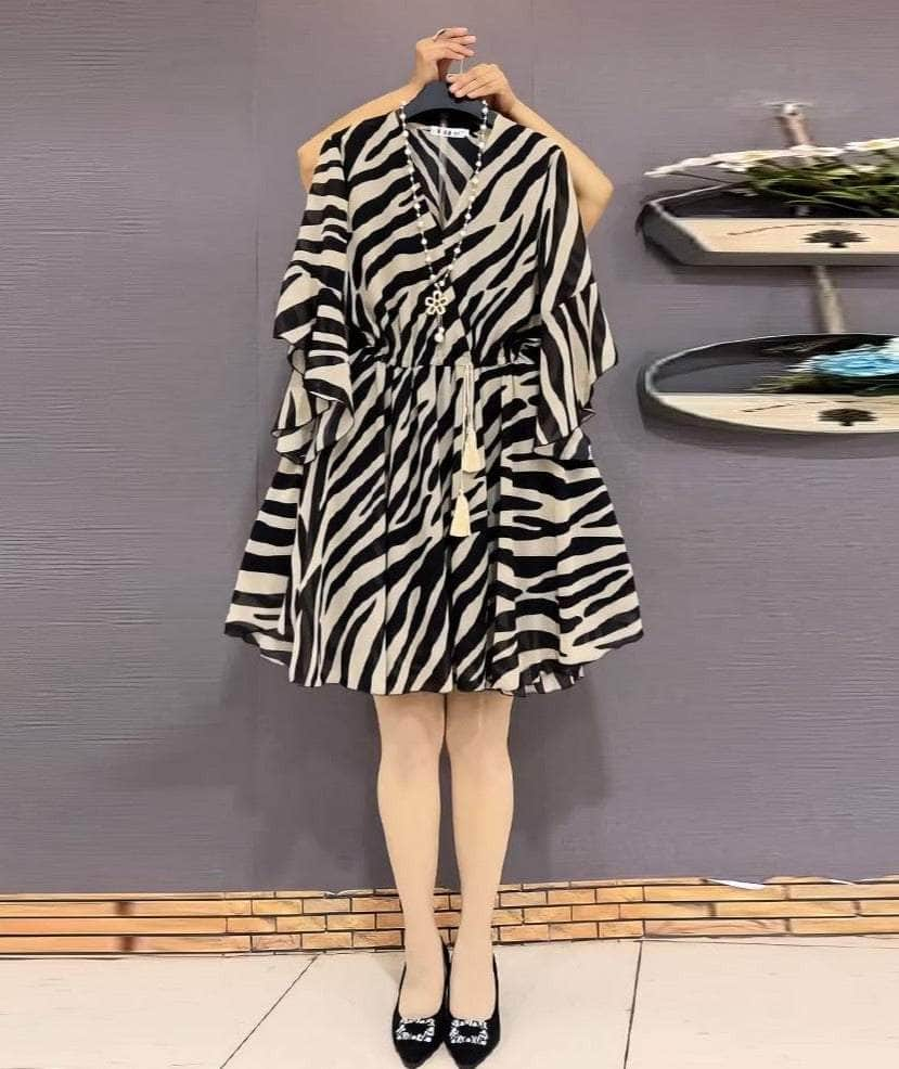 Plus Size Flared Sleeves Zebra Print Dress US 16-18 / Bisque