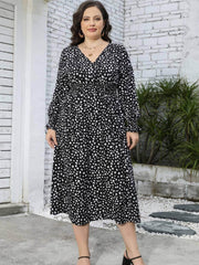 Plus Size V-Neck Ruched Dalmatian Print Dress US 16-18 / Black