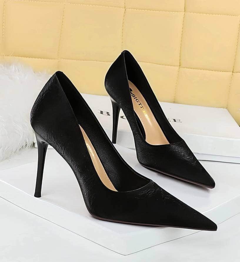 Pointy Ruched Detailed Stiletto Heels