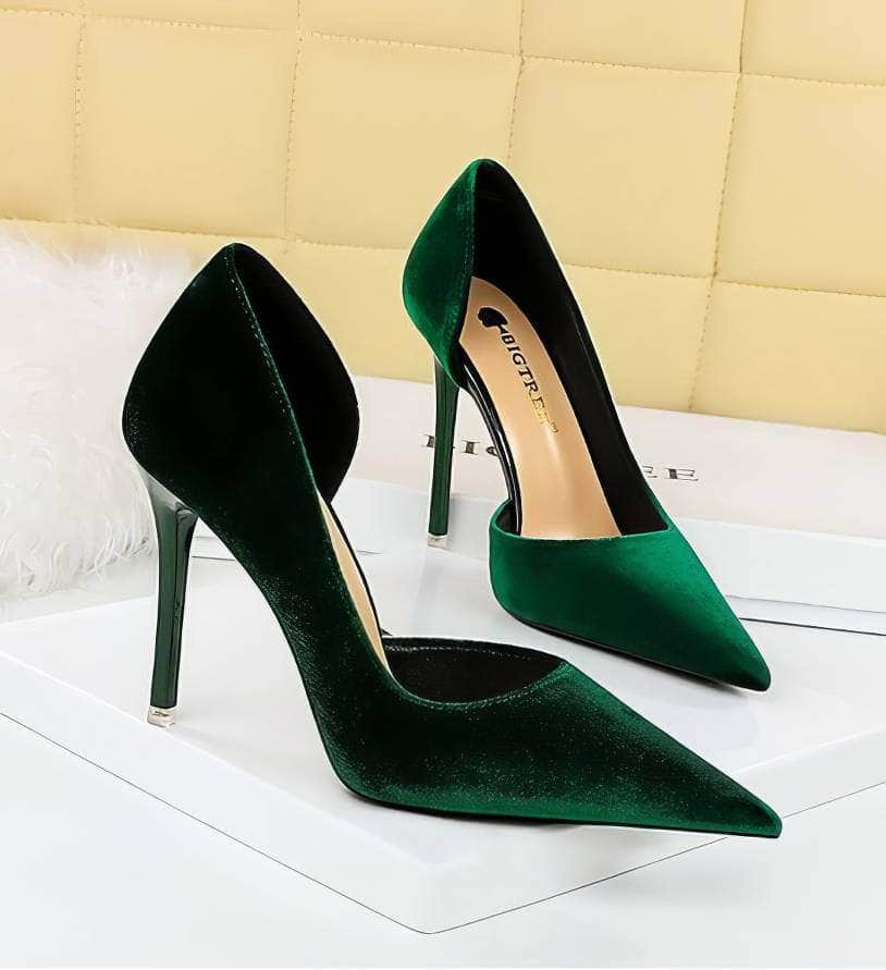 Pointy Toes Asymmetrical Satin Pumps