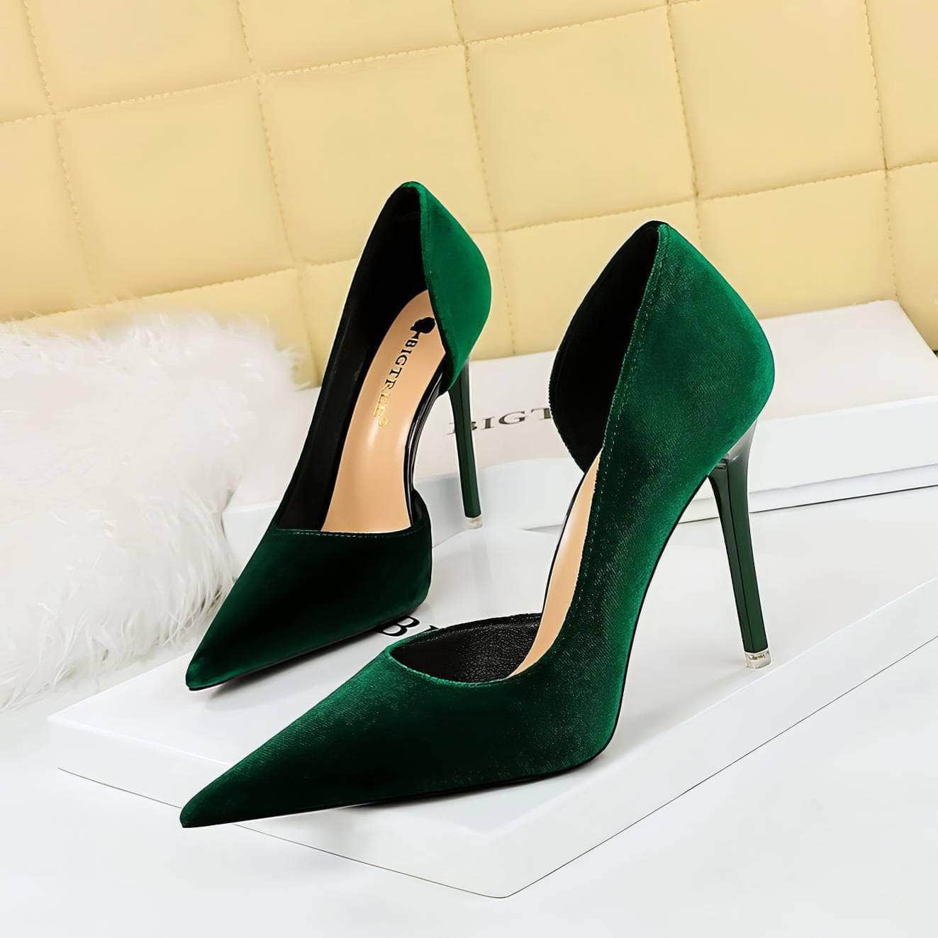 Pointy Toes Asymmetrical Satin Pumps