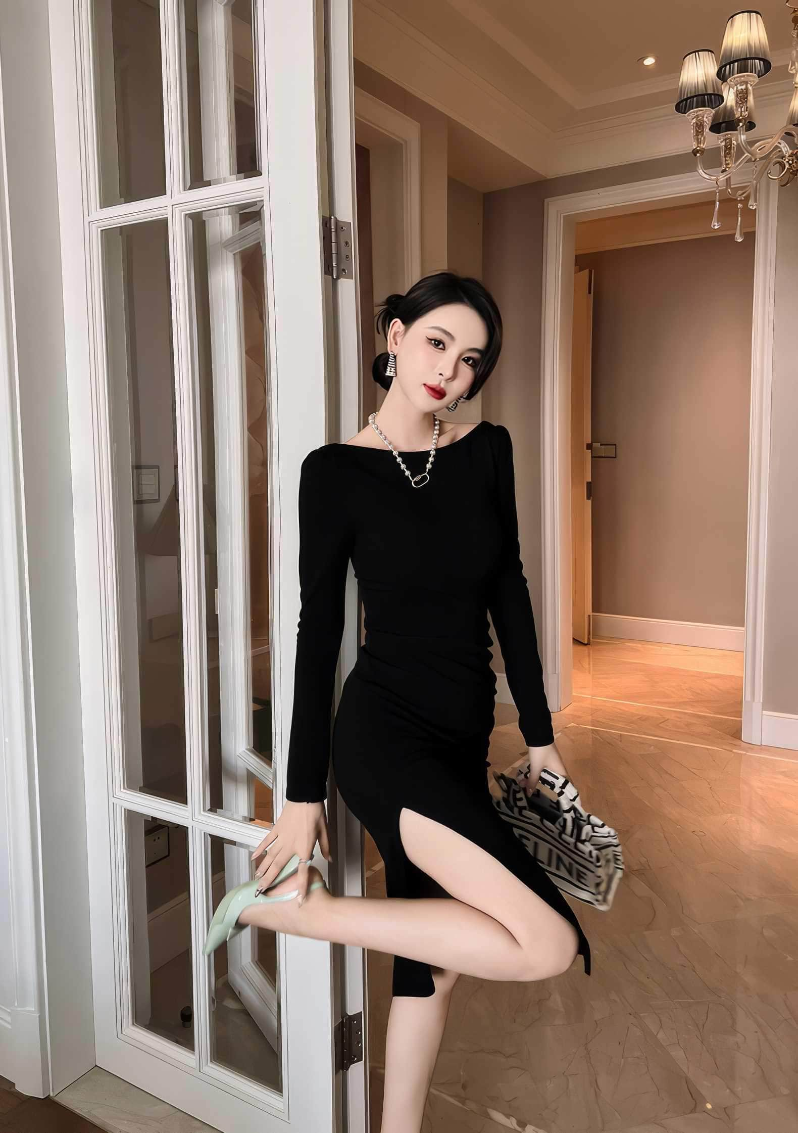 Puff Sleeves Slim Fit Pleated Side Slit Dress