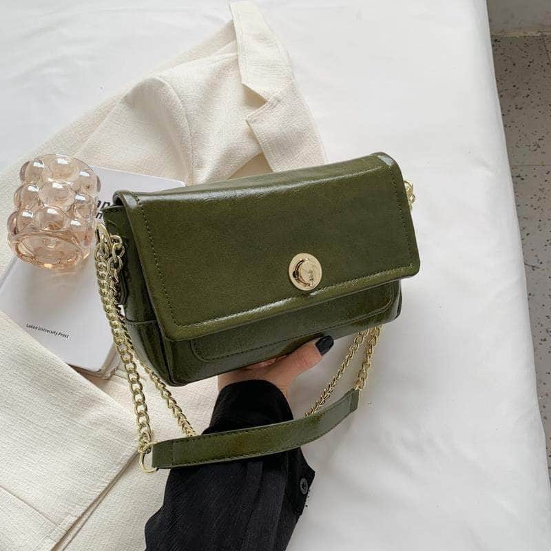 Retro-Inspired Crossbody Wallet Bag Green