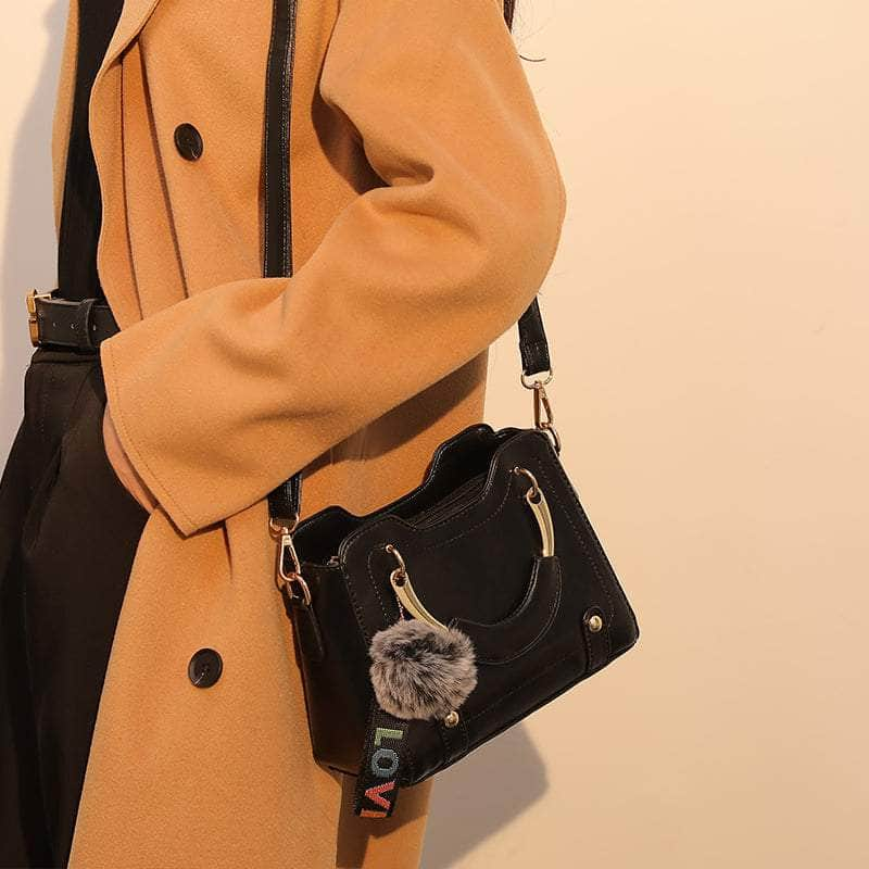 Retro One Shoulder Leather Handbag