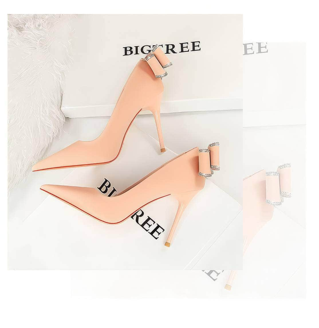 Rhinestone Bow Detailed Banquet Pumps