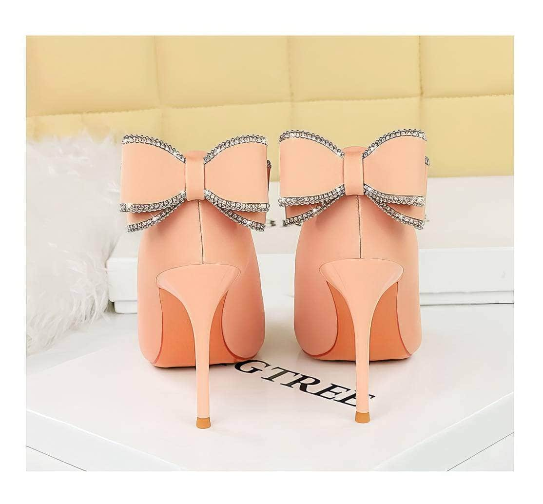 Rhinestone Bow Detailed Banquet Pumps