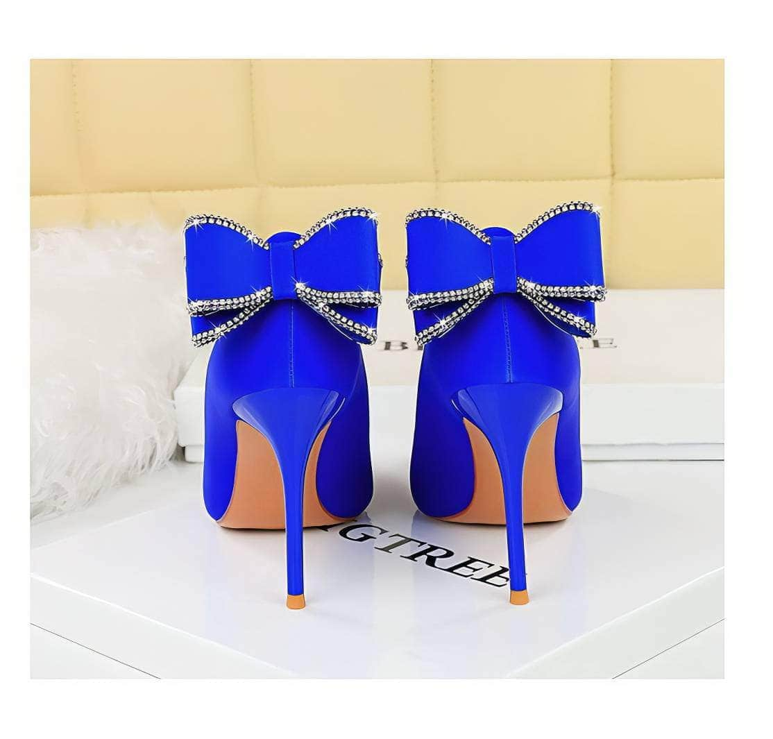 Rhinestone Bow Detailed Banquet Pumps