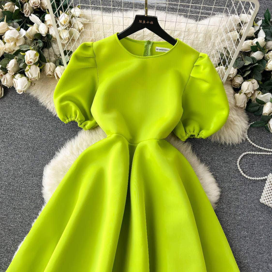 Round Neck Balloon Sleeves A-line Pleated Dress