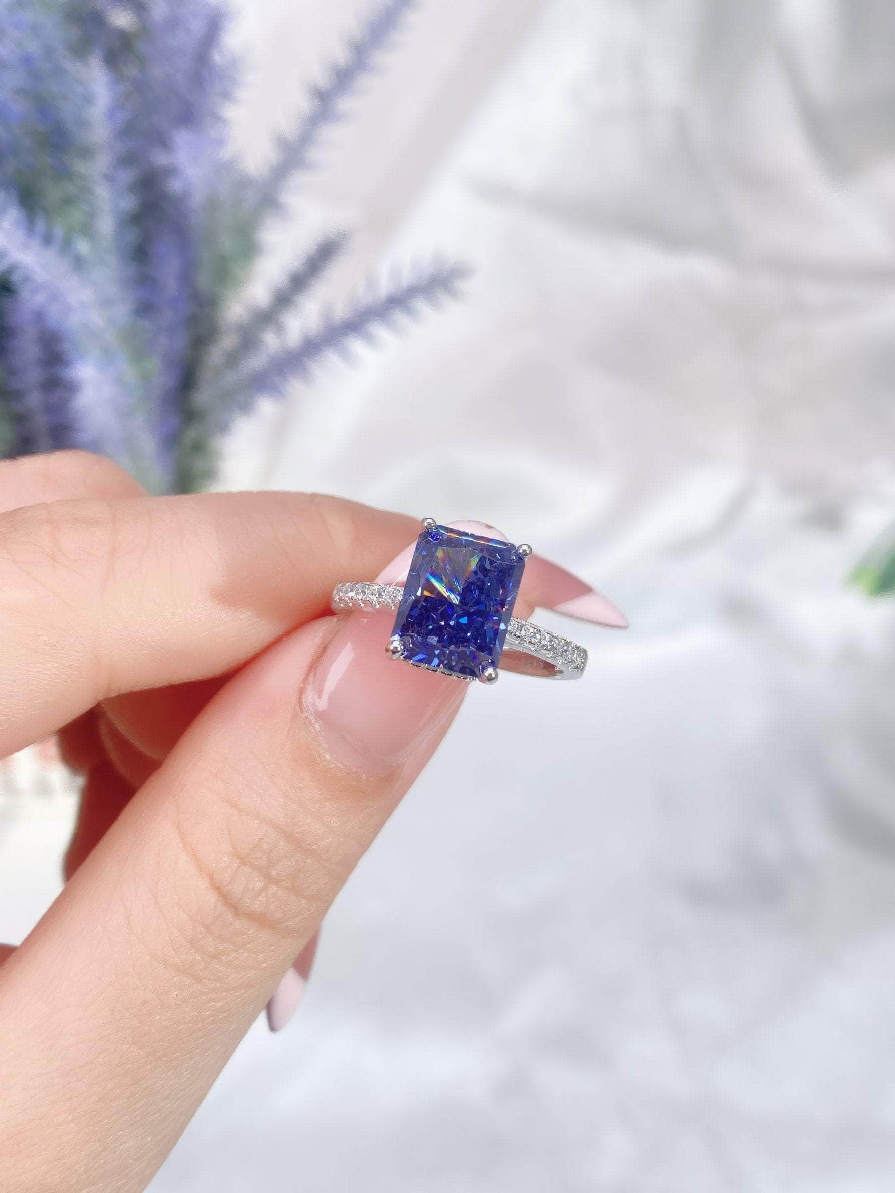 S925 Sterling Silver Emerald Cut Lab Diamond Gemstone Paved Crystal Ring